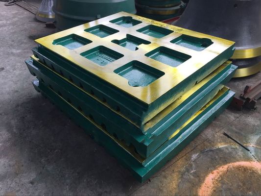 C125 Jaw Crusher Wear Part HRC58 HRC63 Hardness Jaw Plate for Impact Crusher in Mining