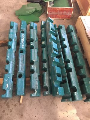 Ore Mining Jaw Crusher Spare Parts Toggle Plate and Seat for Crusher C110 Weight 145KG