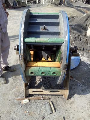 Deburring B9100 Rotor Customized Steel Parts for Mining VSI Crusher Spare Wear Parts