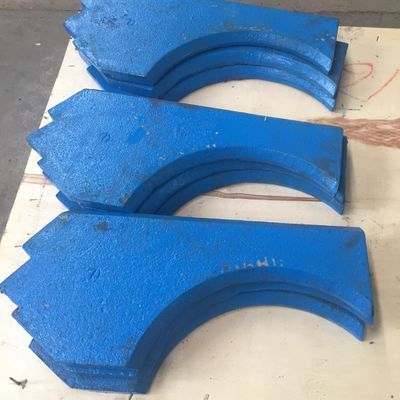 3.21 KG Professional Inspection CV117 Upper Wear Plate VSi Crusher Wear Spare Parts