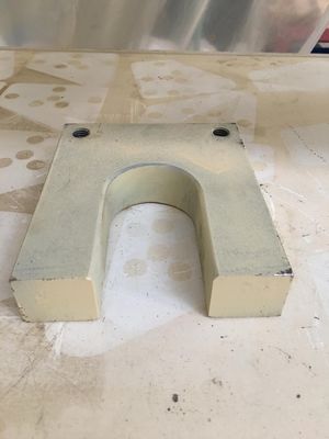 EN124 Standard Carbon Steel Intermediate Plate Jaw Crusher Spare Parts for Quarrying