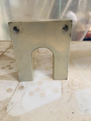 EN124 Standard Carbon Steel Intermediate Plate Jaw Crusher Spare Parts for Quarrying