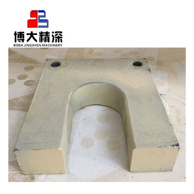 Robust C160 Intermediate Plate Jaw Crusher Spare Parts Made of Carbon Steel for Mining