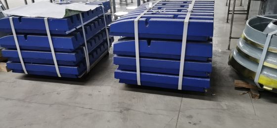 Highly Durable Crushing Jaw Plate C110 for Jaw Crusher Parts in Ore Mining